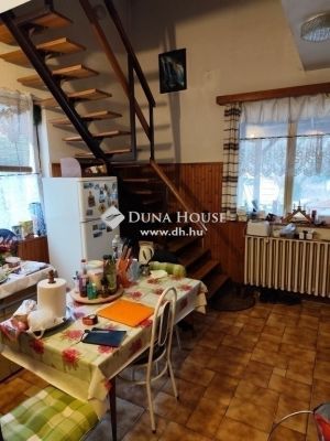 Eladó családi ház Budapest