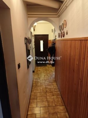Eladó családi ház Budapest