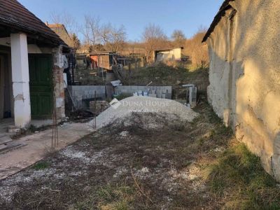 Eladó családi ház Csabdi