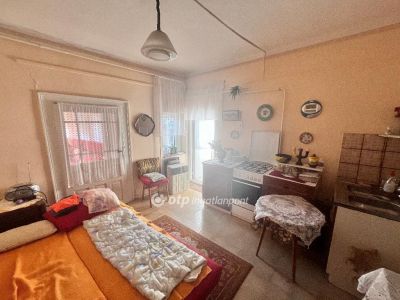 Eladó családi ház Szomolya
