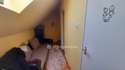 Eladó családi ház Eger