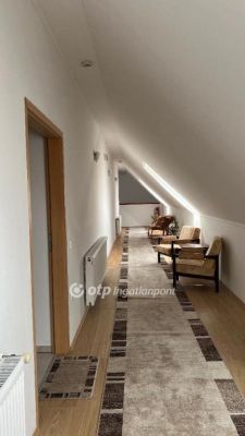 Eladó szálloda, hotel, panzió Szomolya