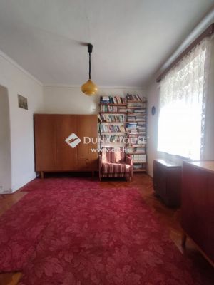 Eladó családi ház Kenderes