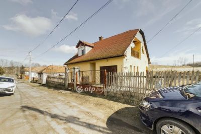 Eladó családi ház Cered