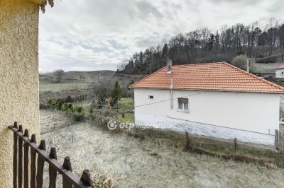 Eladó családi ház Cered