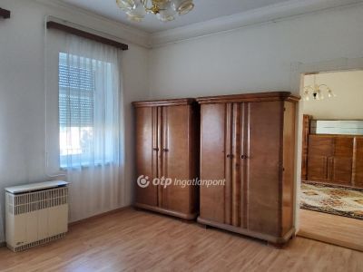 Eladó családi ház Adács