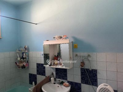 Eladó családi ház Adács