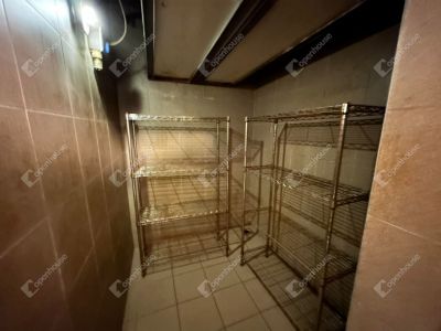 Eladó kereskedelmi és szolgáltató terület Monor Monorierdő