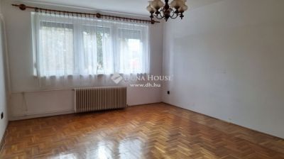Eladó lakás Kecskemét