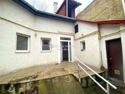 Eladó családi ház Kecskemét