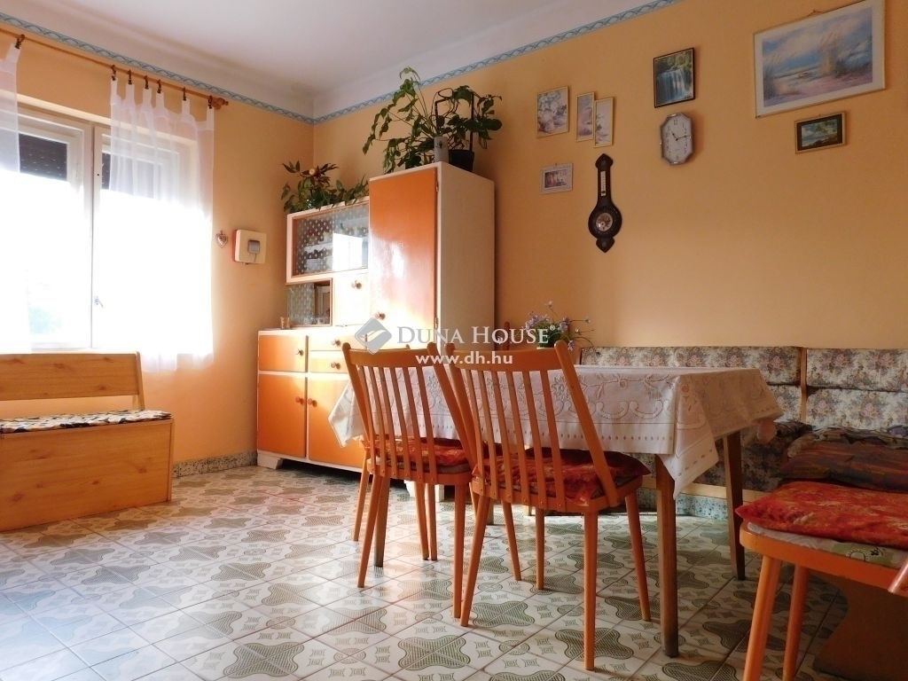 Eladó családi ház Kecskemét