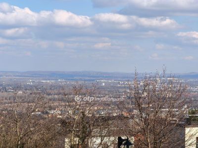 Eladó lakóövezeti telek Budapest