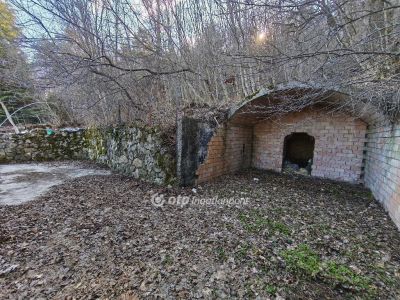 Eladó lakóövezeti telek Budapest