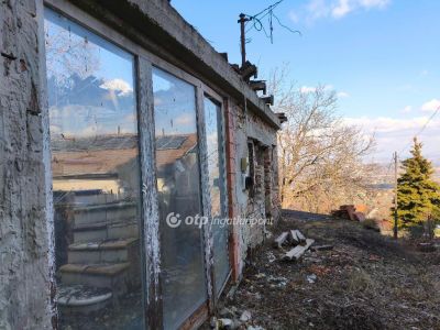 Eladó lakóövezeti telek Budapest