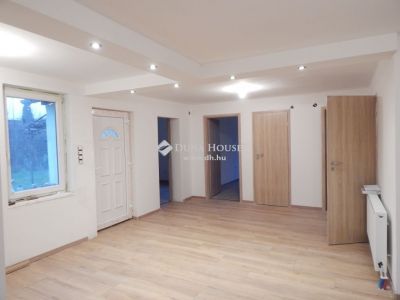 Eladó családi ház Simontornya