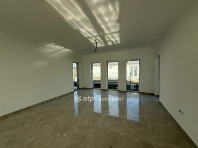Eladó családi ház Ráckeve