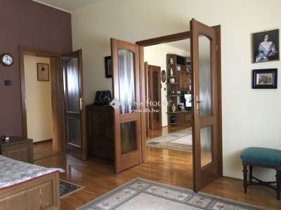 Eladó ikerház Szentendre
