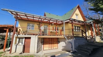 Eladó családi ház Budapest