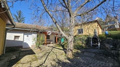 Eladó családi ház Budapest