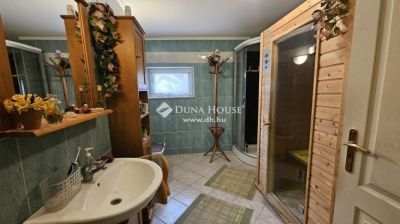 Eladó családi ház Budapest