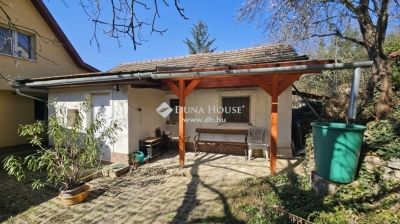 Eladó családi ház Budapest