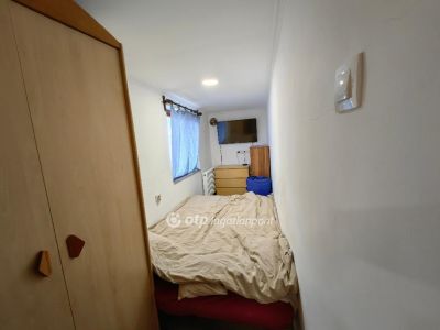 Eladó családi ház Karcag