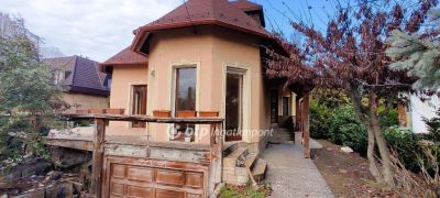 Eladó családi ház Budapest
