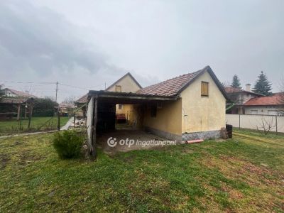 Eladó családi ház Tápiószele