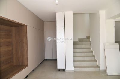 Eladó lakás Pécs