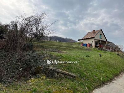 Eladó nyaraló Szekszárd