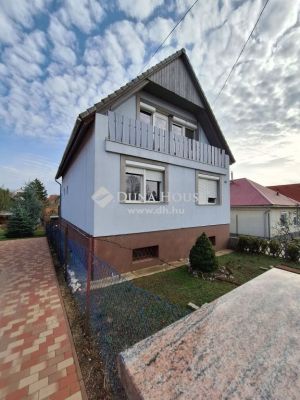 Eladó családi ház Kerepes