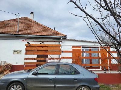 Eladó családi ház Tóalmás