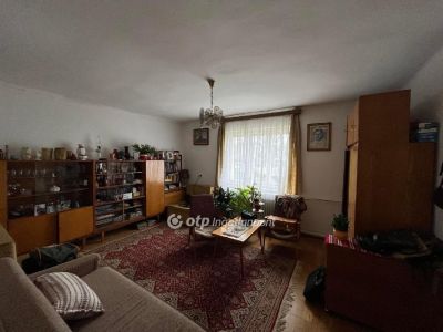 Eladó családi ház Komádi