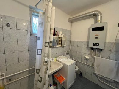 Eladó családi ház Komádi