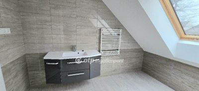 Eladó családi ház Debrecen