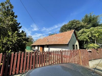 Eladó családi ház Tápióbicske