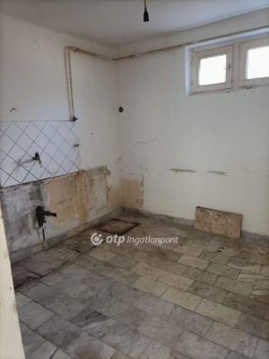 Eladó családi ház Kaposvár