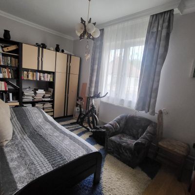 Eladó családi ház Mikepércs