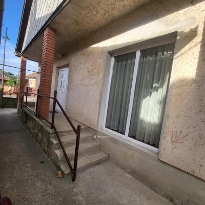 Eladó családi ház Mikepércs