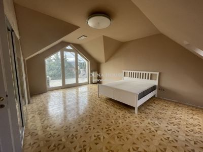 Eladó családi ház Budakeszi