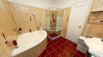 Eladó családi ház Balatonszemes