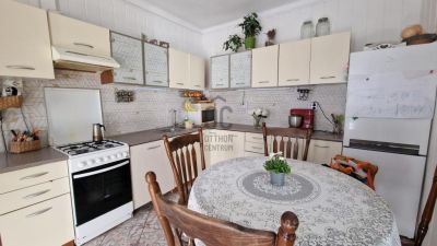 Eladó családi ház Budapest