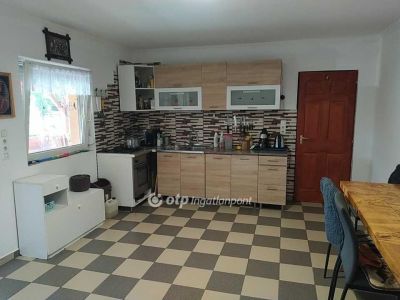 Eladó nyaraló Baja