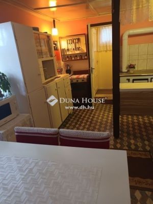 Eladó családi ház Nyáregyháza