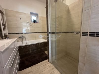 Eladó családi ház Budapest