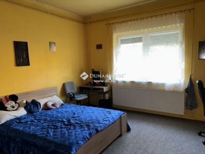 Eladó családi ház Taksony