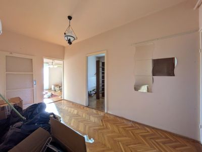 Eladó lakás Debrecen