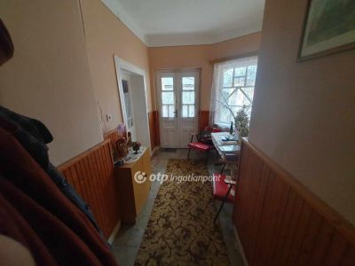 Eladó családi ház Aszaló