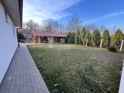 Eladó családi ház Kecskemét