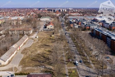 Eladó lakóövezeti telek Kecskemét